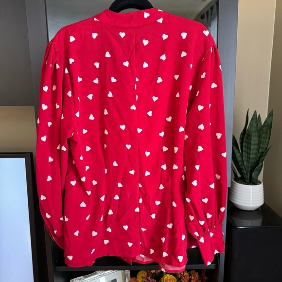 NWT Unique Vintage Red and White Hearts Neck Tie Blouse 3x/20 - Picture 7 of 8